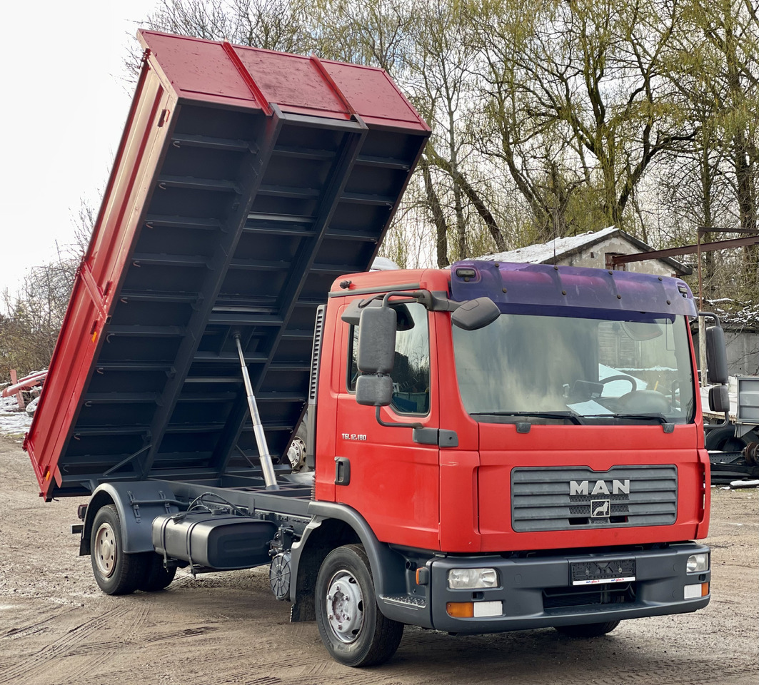 MAN TGL - Kamion vetëshkarkues: foto 2 MAN TGL - Kamion vetëshkarkues: foto 2