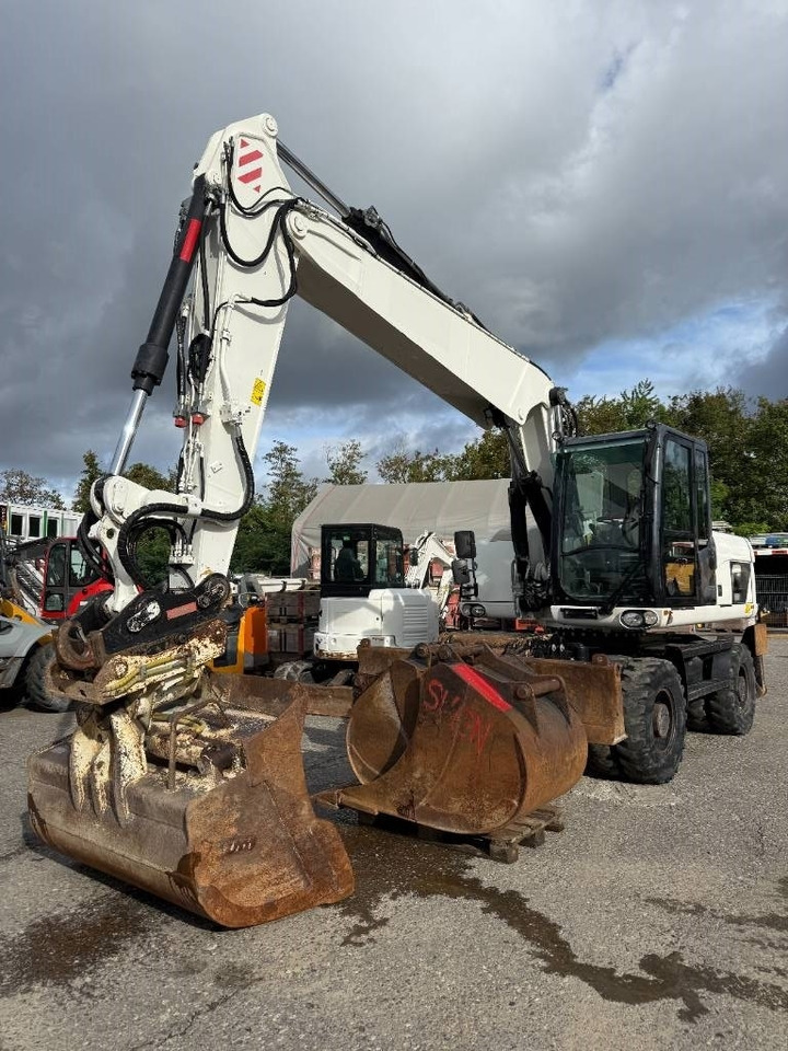 CAT M 316 D - Ekskavator me goma: foto 4 CAT M 316 D - Ekskavator me goma: foto 4