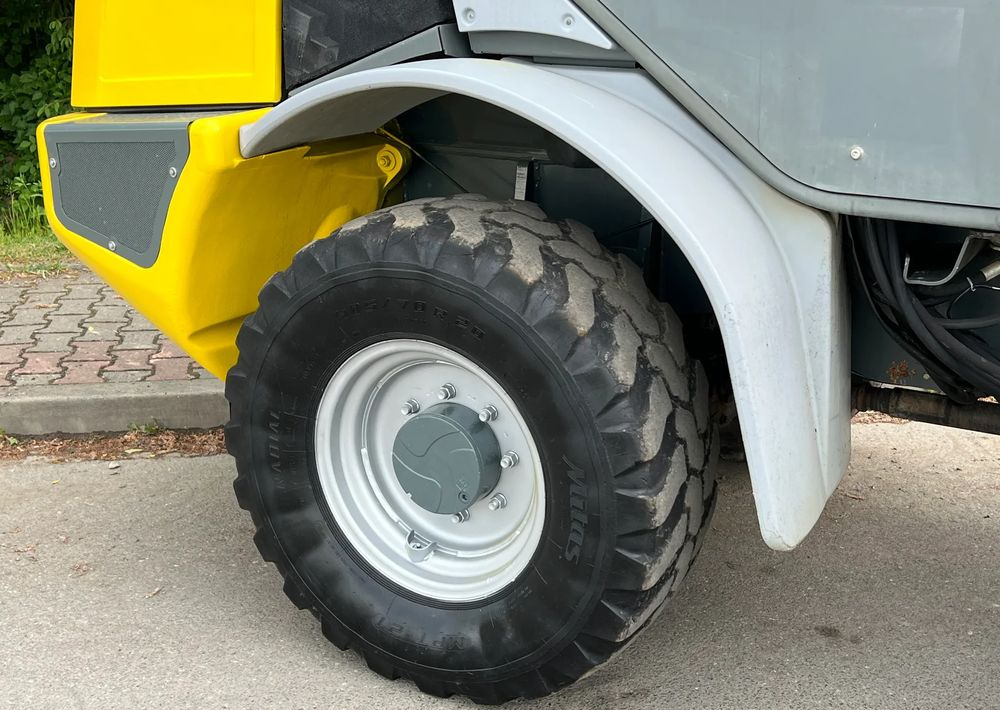 Kramer * Kramer Allrad Neuson 950 * Ładowarka * Sprowadzona * Bardzo Dobry Stan - Fadrom me goma: foto 5 Kramer * Kramer Allrad Neuson 950 * Ładowarka * Sprowadzona * Bardzo Dobry Stan - Fadrom me goma: foto 5