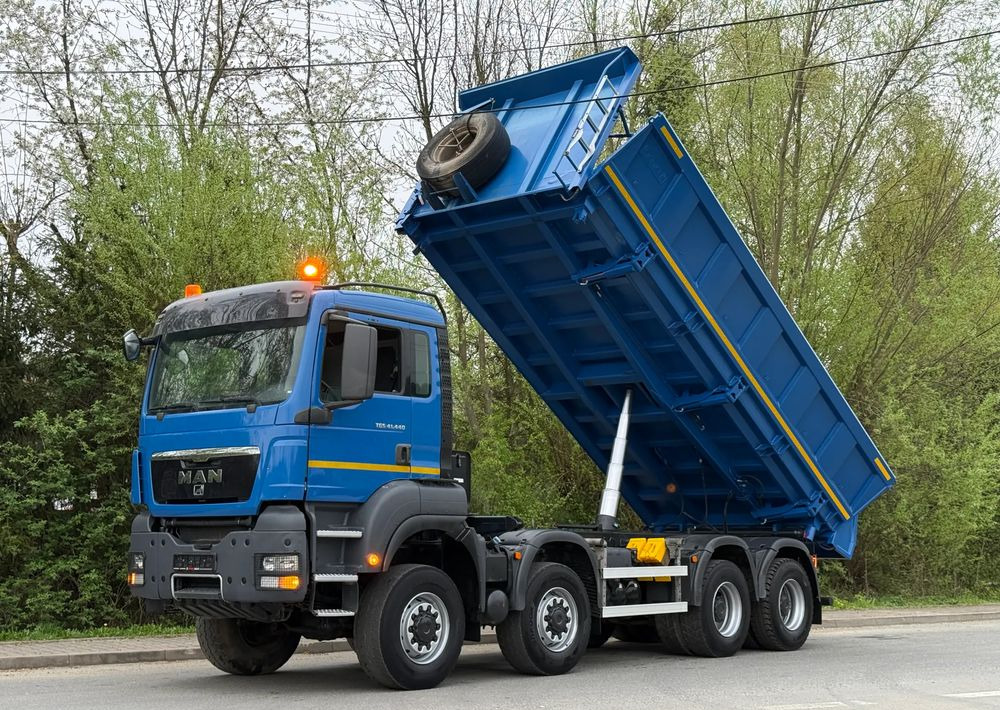 MAN * Kiper * Wywrotka * 35-440 * MAN TGS * 8X8 * Bordmatic * Bardzo Dobry Stan - Kamion vetëshkarkues: foto 1 MAN * Kiper * Wywrotka * 35-440 * MAN TGS * 8X8 * Bordmatic * Bardzo Dobry Stan - Kamion vetëshkarkues: foto 1