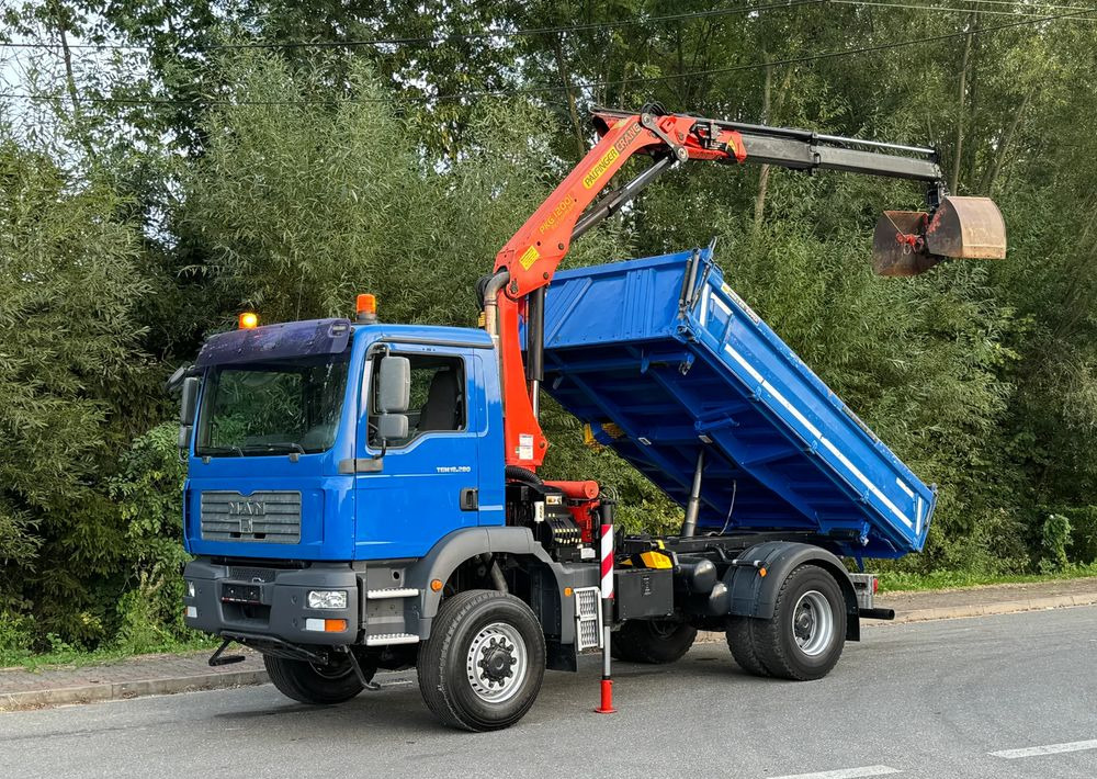 MAN * MAN 18 280 * KIPER WYWROTKA * 4x4 * HDS Palfinger 120 STAN BARDZO DOBRY * Sprowadzony - Kamion vetëshkarkues: foto 1 MAN * MAN 18 280 * KIPER WYWROTKA * 4x4 * HDS Palfinger 120 STAN BARDZO DOBRY * Sprowadzony - Kamion vetëshkarkues: foto 1
