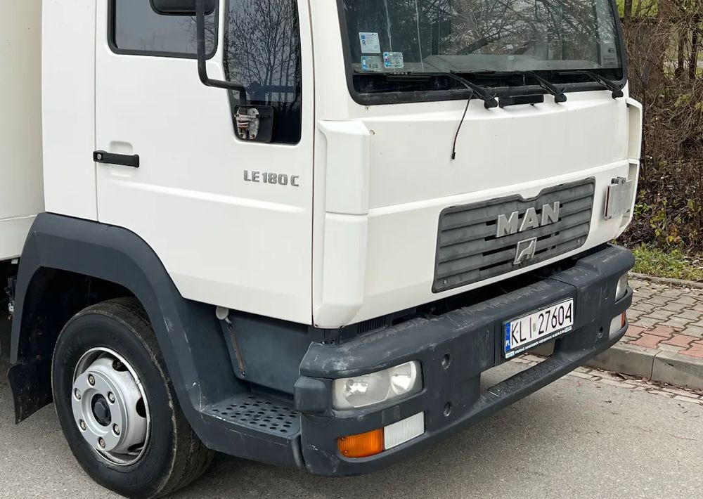 MAN MAN 8-180 KONTENER WINDA ZAŁADOWCZA - Kamion vagonetë: foto 3 MAN MAN 8-180 KONTENER WINDA ZAŁADOWCZA - Kamion vagonetë: foto 3