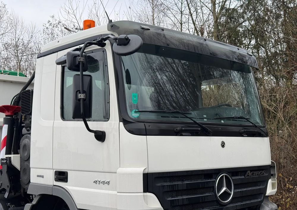 Mercedes-Benz * HDS Palfinger 150002 + FLY JIB PJ 170 * Mercedes Actros 8x6 * Dźwig * 40 TON * Wyciągarka * 35 Metrów * Kosz * - Kamion me karroceri të hapur, Kamion me vinç: foto 4 Mercedes-Benz * HDS Palfinger 150002 + FLY JIB PJ 170 * Mercedes Actros 8x6 * Dźwig * 40 TON * Wyciągarka * 35 Metrów * Kosz * - Kamion me karroceri të hapur, Kamion me vinç: foto 4