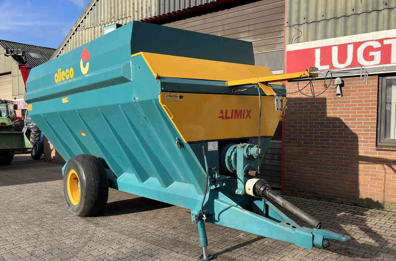 Alieco Alimix horizontale voermengwagen - Vagon për përzierjen e foragjereve: foto 2 Alieco Alimix horizontale voermengwagen - Vagon për përzierjen e foragjereve: foto 2