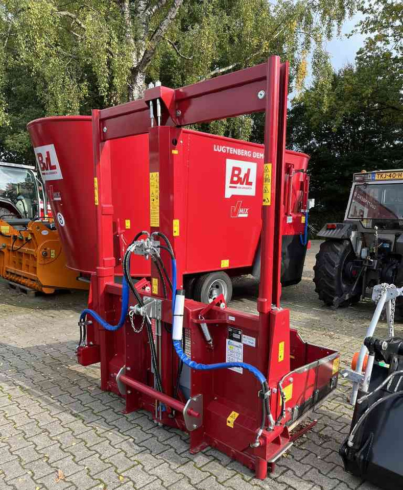 BVL Megastar 170 kuilsnijder voermachines - Pajisje silose: foto 4 BVL Megastar 170 kuilsnijder voermachines - Pajisje silose: foto 4