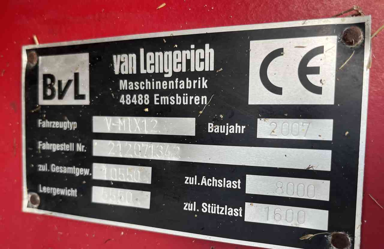 BVL V-Mix 12 LS Voermengwagen Voermachines - Vagon për përzierjen e foragjereve: foto 3 BVL V-Mix 12 LS Voermengwagen Voermachines - Vagon për përzierjen e foragjereve: foto 3