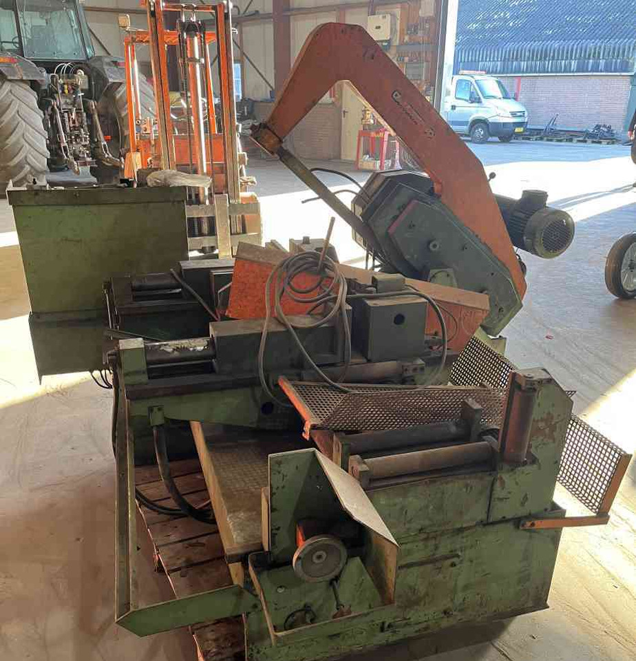 Kasto beugelzaagmachine diversen - Vegël makinerie: foto 3 Kasto beugelzaagmachine diversen - Vegël makinerie: foto 3