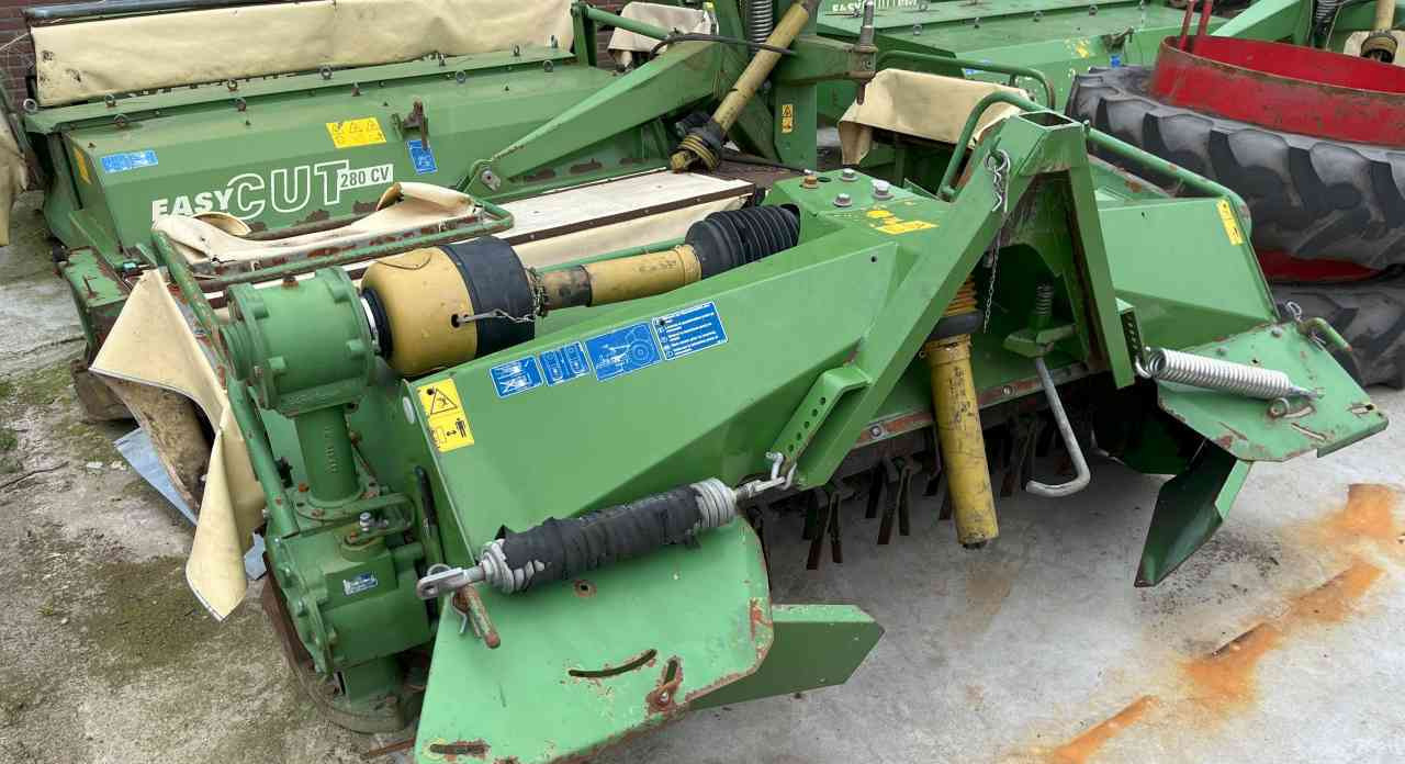 Krone Easycut 28 CV frontmaaier, schijvenmaaier, mower Hooibouwmachines - Korrëse bari: foto 4 Krone Easycut 28 CV frontmaaier, schijvenmaaier, mower Hooibouwmachines - Korrëse bari: foto 4
