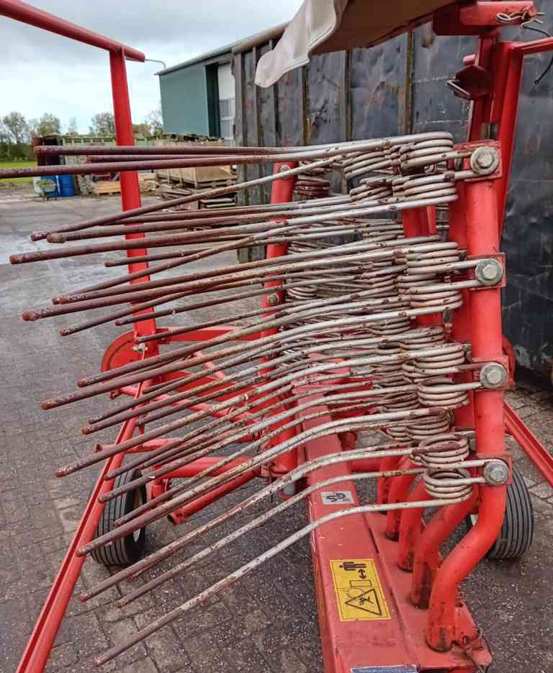 Kuhn GA4101GM zwadhark *Verkocht/sold* - Barkthyese/ Shkundës bari: foto 4 Kuhn GA4101GM zwadhark *Verkocht/sold* - Barkthyese/ Shkundës bari: foto 4