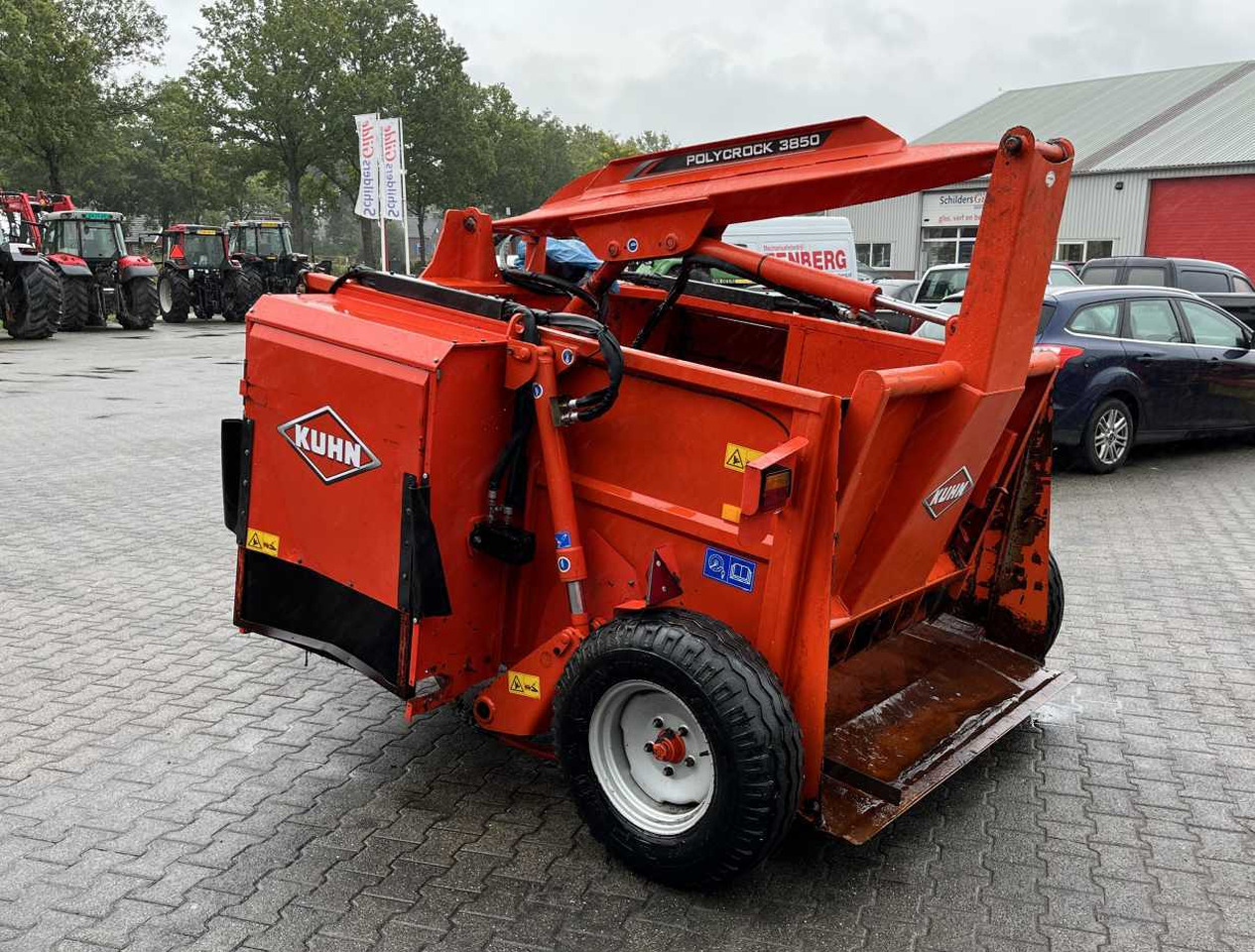 Kuhn Polycrock 3850 voermachines - Vagon për përzierjen e foragjereve: foto 4 Kuhn Polycrock 3850 voermachines - Vagon për përzierjen e foragjereve: foto 4