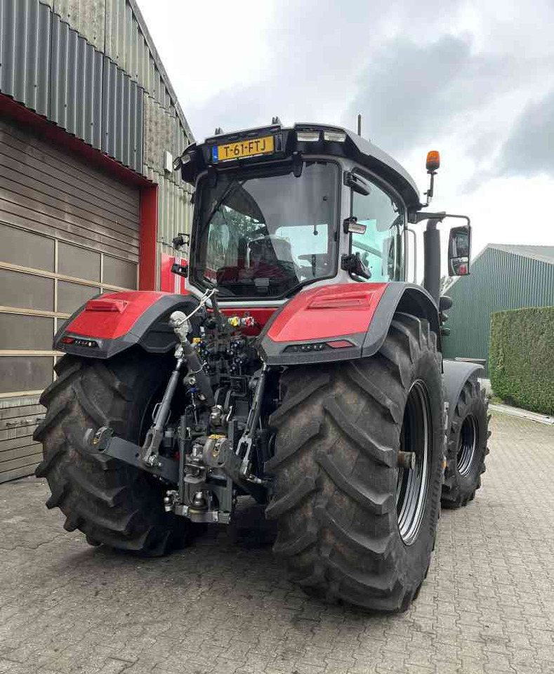 Massey Ferguson 8S.225 Dyna-VT Exclusive Tractoren - Traktor: foto 5 Massey Ferguson 8S.225 Dyna-VT Exclusive Tractoren - Traktor: foto 5