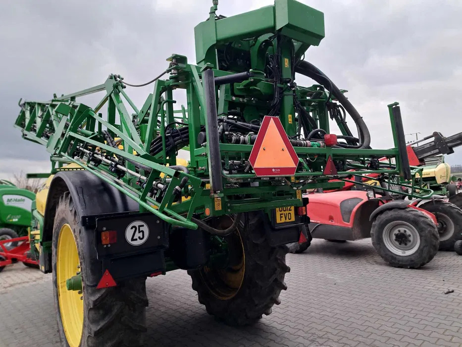 John Deere M944I - Spërkatës me rimorkio: foto 3 John Deere M944I - Spërkatës me rimorkio: foto 3