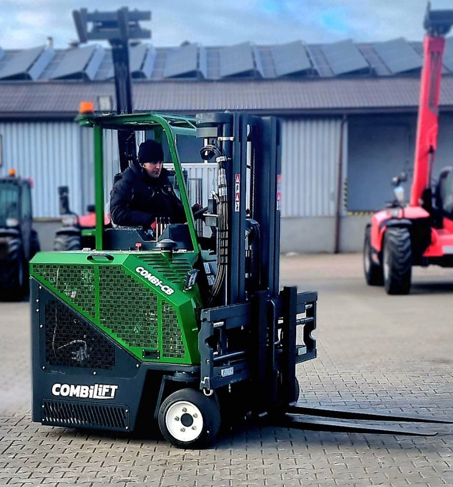 Pirun ritërheqës me 4 rrugë i ri Combilift CB 2500 LPG NEW 2023 - SALE !: foto 7