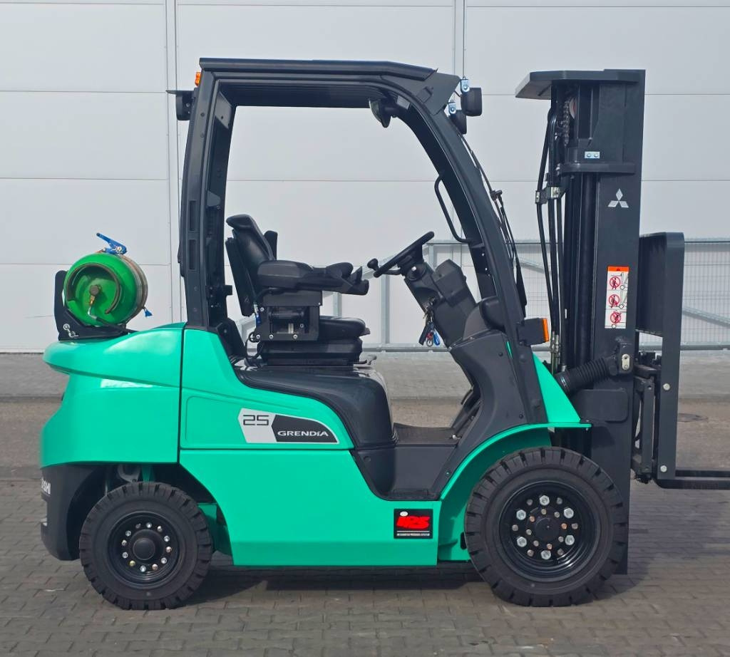 Mitsubishi FG 25 N DEMO like NEW  - Pirun më gaz: foto 4 Mitsubishi FG 25 N DEMO like NEW  - Pirun më gaz: foto 4