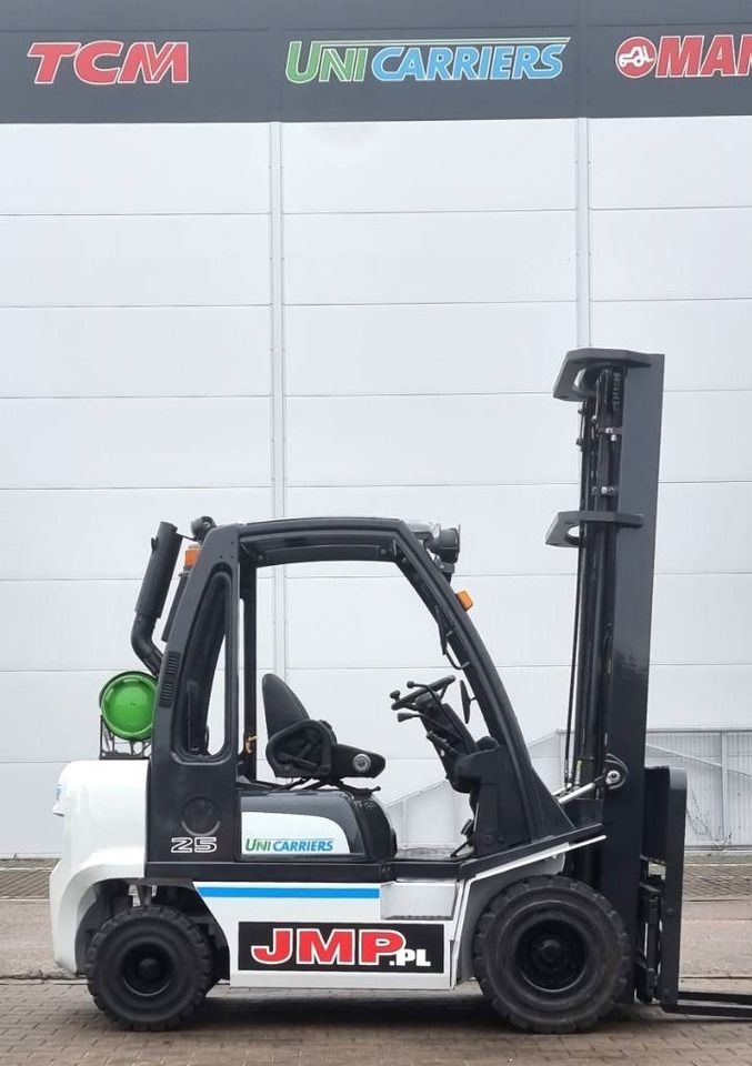 UniCarriers U1D2A25LQ DX25 - Pirun më gaz: foto 4 UniCarriers U1D2A25LQ DX25 - Pirun më gaz: foto 4
