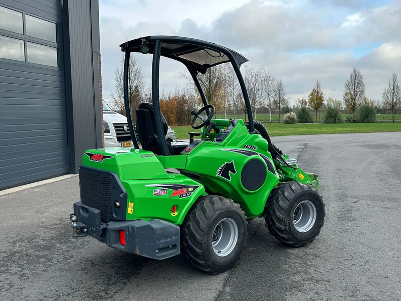 Avant 635i mini-shovel - Mini fadrom me zinxhir: foto 3 Avant 635i mini-shovel - Mini fadrom me zinxhir: foto 3