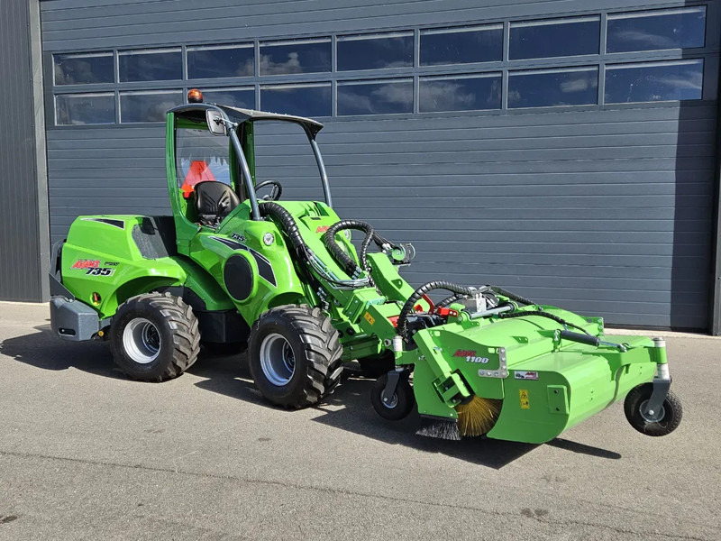 Avant 735i Rental mini-shovel - Mini fadrom me zinxhir: foto 1 Avant 735i Rental mini-shovel - Mini fadrom me zinxhir: foto 1