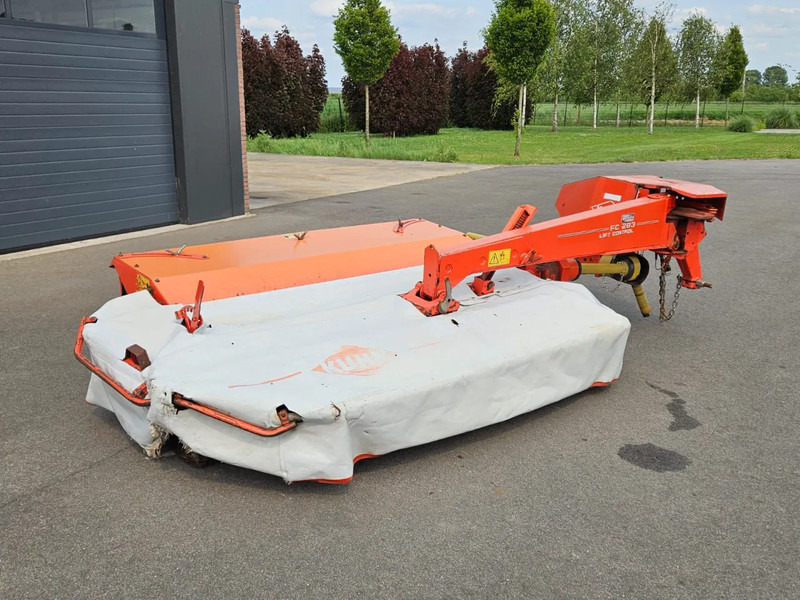 Kuhn FC 283 achtermaaier - Korrëse bari: foto 1 Kuhn FC 283 achtermaaier - Korrëse bari: foto 1