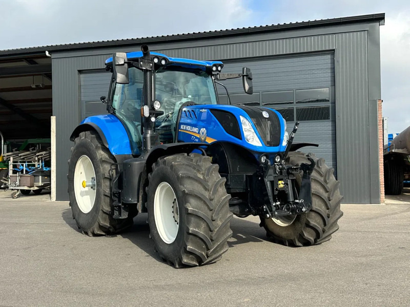 New Holland T7.245 Autocommand Stage 5 - Traktor: foto 3 New Holland T7.245 Autocommand Stage 5 - Traktor: foto 3