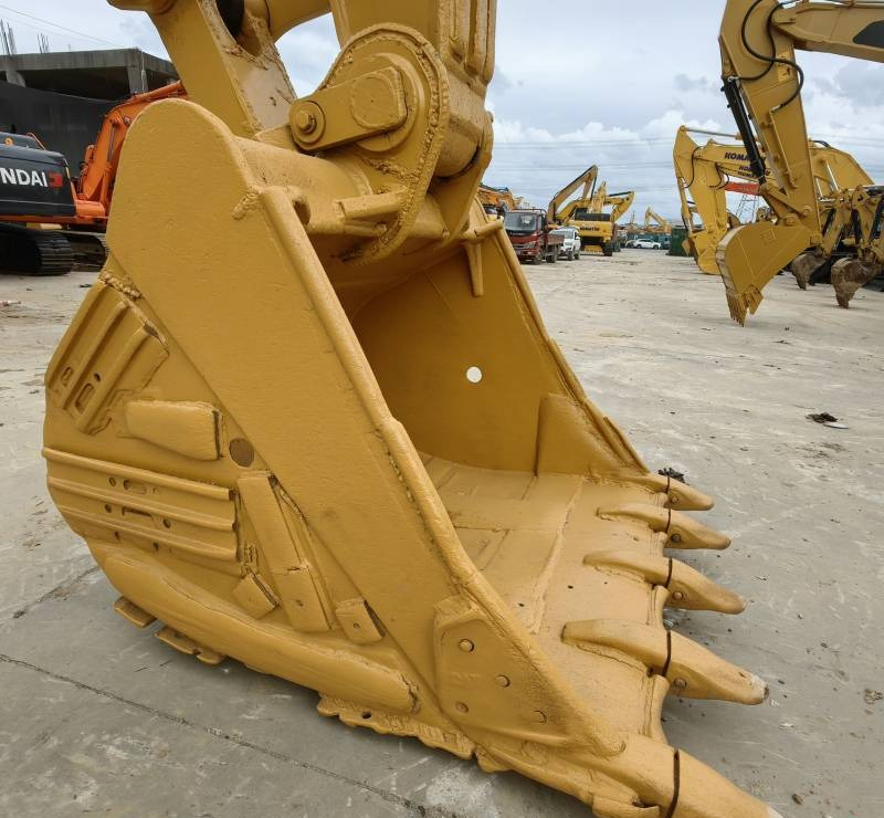 CAT 336d Caterpillar tracked excavator Warranty up to 10 YEARS CAT 336d Caterpillar гусеничний екскаватор Гарантія до 10 РОКІВ CAT 336d Caterpillar koparka gąsienicowa Gwarancja do 10 LAT - Ekskavator me zinxhirë: foto 2 CAT 336d Caterpillar tracked excavator Warranty up to 10 YEARS CAT 336d Caterpillar гусеничний екскаватор Гарантія до 10 РОКІВ CAT 336d Caterpillar koparka gąsienicowa Gwarancja do 10 LAT - Ekskavator me zinxhirë: foto 2
