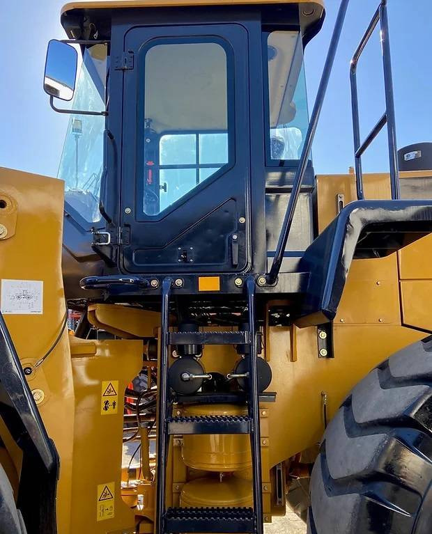 NEW CAT Caterpillar 7 TON Loader Warranty up to 10 YEARS НОВА Копарка CAT Caterpillar 7 ТОН Гарантія до 10 РОКІВ NOWA Ładowarka CAT Caterpillar 7 TON Gwarancja do 10 LAT - Fadrom me goma: foto 3 NEW CAT Caterpillar 7 TON Loader Warranty up to 10 YEARS НОВА Копарка CAT Caterpillar 7 ТОН Гарантія до 10 РОКІВ NOWA Ładowarka CAT Caterpillar 7 TON Gwarancja do 10 LAT - Fadrom me goma: foto 3