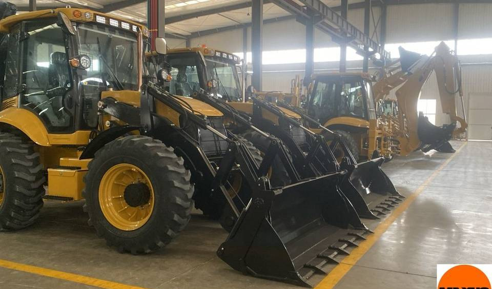 Traktor i ri NEW MAXUS 50 HP 4x4 Tractor Euro 5 Warranty up to 10 YEARS НОВИЙ MAXUS 50 К.с. 4x4 Трактор Euro 5 Гарантія до 10 РОКІВ NOWY MAXUS 50 KM 4x4 Ciągnik Euro 5 Gwarancja do 10 LAT: foto 9