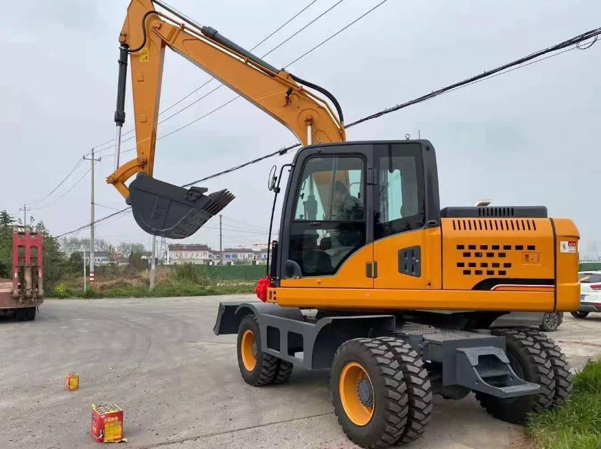NEW MAXUS Cummins 14 TON Excavator Warranty up to 10 Years НОВА екскаватор MAXUS Cummins 14 ТОН Гарантія до 10 Років NOWA koparka MAXUS Cummins 14 TON Gwarancja do 10 LAT - Ekskavator me goma: foto 1 NEW MAXUS Cummins 14 TON Excavator Warranty up to 10 Years НОВА екскаватор MAXUS Cummins 14 ТОН Гарантія до 10 Років NOWA koparka MAXUS Cummins 14 TON Gwarancja do 10 LAT - Ekskavator me goma: foto 1