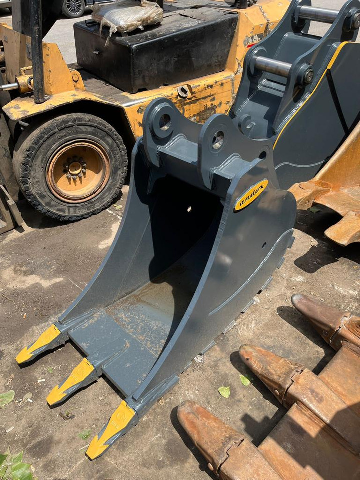 Komatsu  - Kovë ekskavatori për Miniekskavator: foto 2 Komatsu  - Kovë ekskavatori për Miniekskavator: foto 2