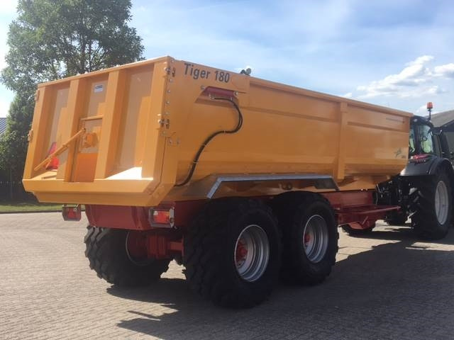 Jako Tiger 180 Landbouwkipper, Kiepwagen - Rimorkio bujqësore vetëshkarkuese/ Shkarkues: foto 5 Jako Tiger 180 Landbouwkipper, Kiepwagen - Rimorkio bujqësore vetëshkarkuese/ Shkarkues: foto 5