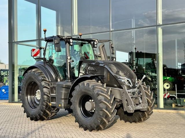 Valtra Q225 Alle opties! ook twintrac! - Traktor: foto 2 Valtra Q225 Alle opties! ook twintrac! - Traktor: foto 2