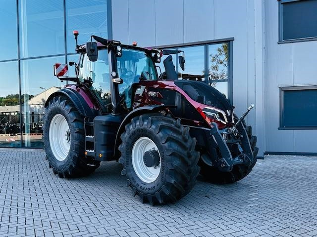 Valtra Q305 DEMO Super Compleet! - Traktor: foto 2 Valtra Q305 DEMO Super Compleet! - Traktor: foto 2