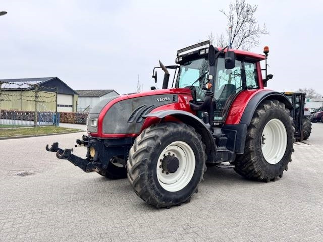 Valtra T172 Direct FH+PTO, 6772 uur! - Traktor: foto 1 Valtra T172 Direct FH+PTO, 6772 uur! - Traktor: foto 1