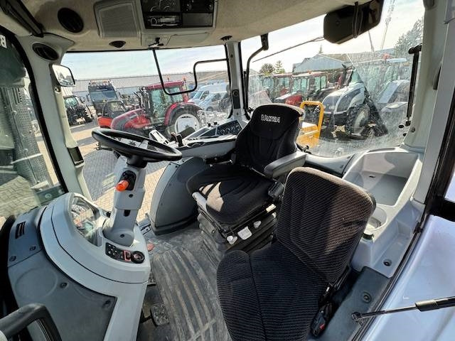 Lizingu i Valtra T214 Versu Valtra T214 Versu: foto 7