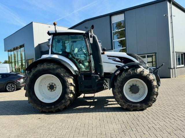 Valtra T214 Versu - Traktor: foto 4 Valtra T214 Versu - Traktor: foto 4