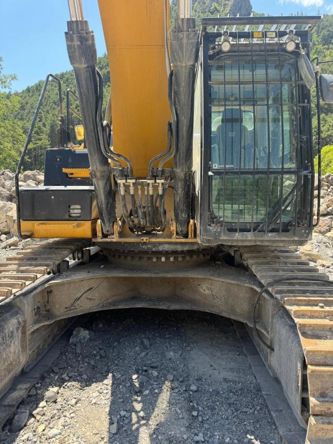 Caterpillar 336EL ME - Ekskavator me zinxhirë: foto 3 Caterpillar 336EL ME - Ekskavator me zinxhirë: foto 3
