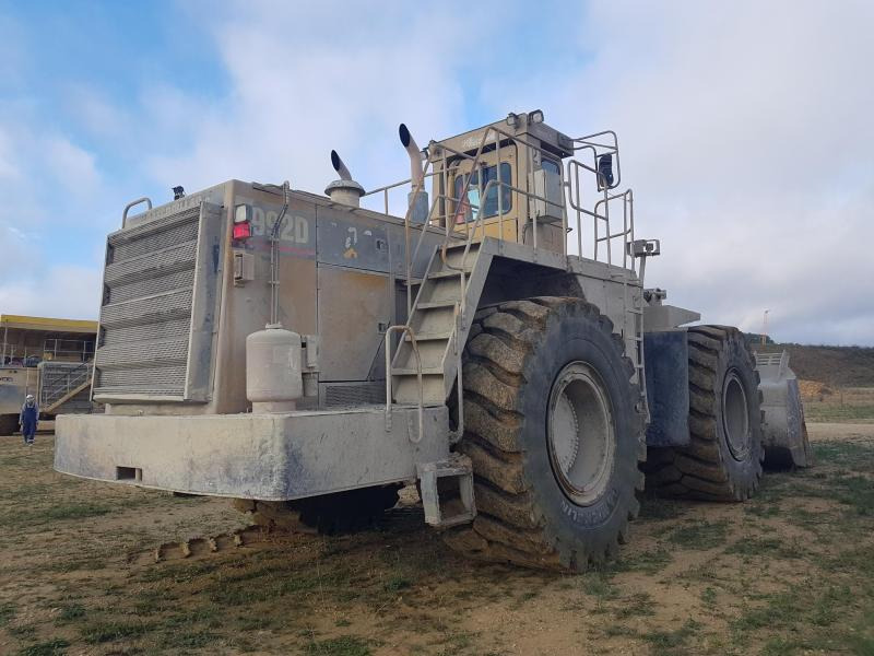 Caterpillar 992D - Fadrom me goma: foto 1 Caterpillar 992D - Fadrom me goma: foto 1