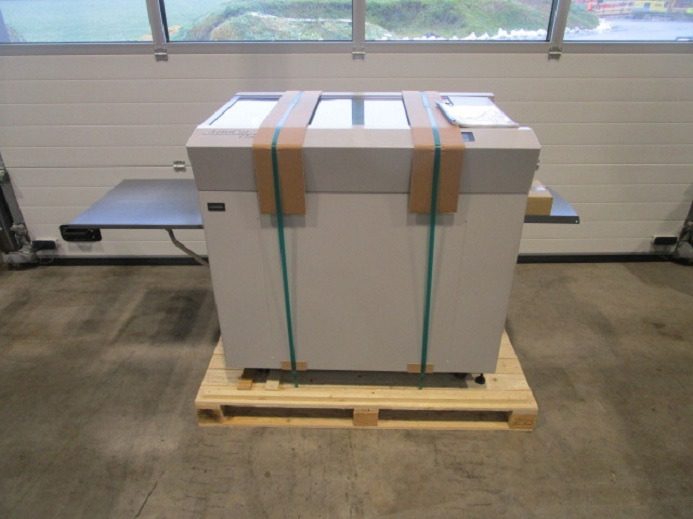 AUTOMATISCHES SCHNEIDSYSTEM UCHIDA AEROCUT ONE - Makinë për prerje letre: foto 1 AUTOMATISCHES SCHNEIDSYSTEM UCHIDA AEROCUT ONE - Makinë për prerje letre: foto 1