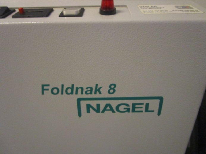 FALZ- UND HEFTMASCHINE NAGEL FOLDNAK 8 MIT TRIMMER - Makinë palosëse: foto 5 FALZ- UND HEFTMASCHINE NAGEL FOLDNAK 8 MIT TRIMMER - Makinë palosëse: foto 5