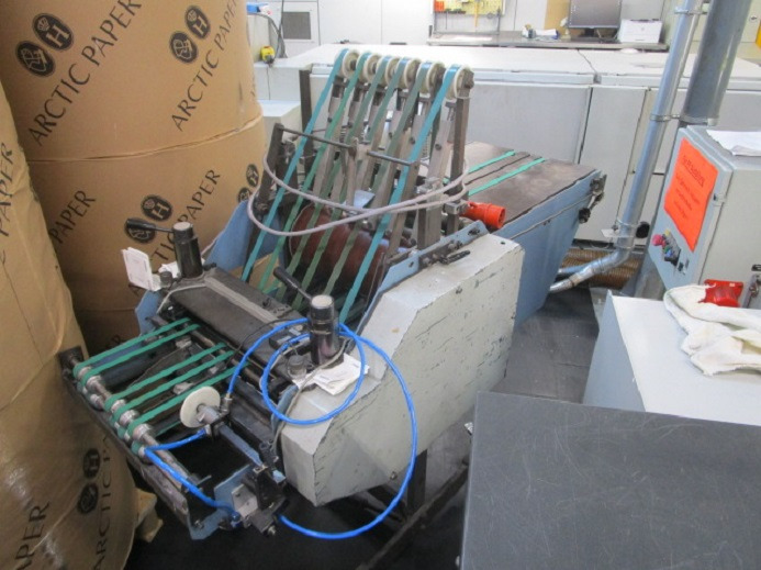 VERTIKALE STAPELAUSLAGE MBO SAP 46L - Makinë palosëse: foto 2 VERTIKALE STAPELAUSLAGE MBO SAP 46L - Makinë palosëse: foto 2