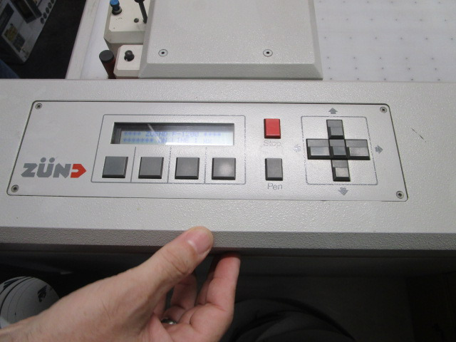 ZÜND SCHNEIDEPLOTTER P-1200 PLUS - Makinë për prerje letre: foto 4 ZÜND SCHNEIDEPLOTTER P-1200 PLUS - Makinë për prerje letre: foto 4