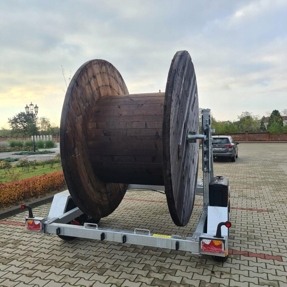 PRZYCZEPA SŁUPOWA KABLOWA PRZEWÓZ KABLI 3500 KG / POLE CABLE TRAILER FOR CABLE TRANSPORT 3500 KG - Rimorkio kabllore: foto 3 PRZYCZEPA SŁUPOWA KABLOWA PRZEWÓZ KABLI 3500 KG / POLE CABLE TRAILER FOR CABLE TRANSPORT 3500 KG - Rimorkio kabllore: foto 3