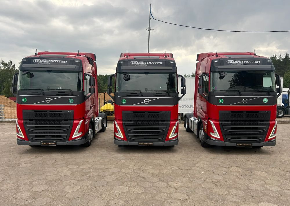 Volvo FH5 500 KM I-SAVE / ACC / KLIMA POSTOJOWA / PO ZŁOTYM KONTRAKCIE / 3 SZTUKI !! - Gjysmë-kamion: foto 2 Volvo FH5 500 KM I-SAVE / ACC / KLIMA POSTOJOWA / PO ZŁOTYM KONTRAKCIE / 3 SZTUKI !! - Gjysmë-kamion: foto 2