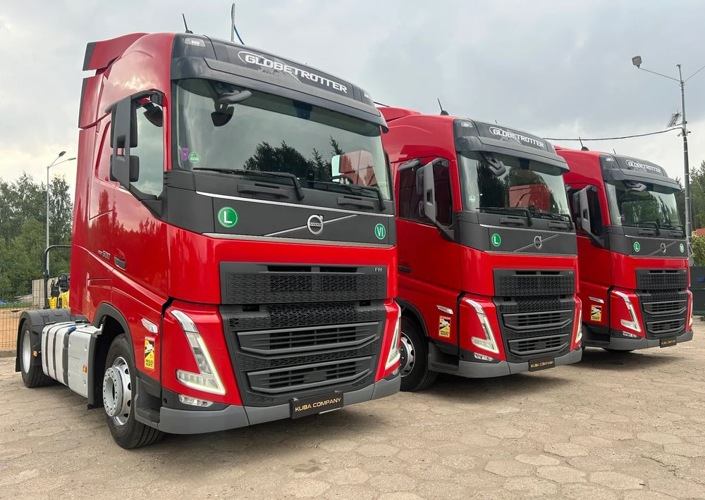 Volvo FH5 500 KM I-SAVE / ACC / KLIMA POSTOJOWA / PO ZŁOTYM KONTRAKCIE / 3 SZTUKI !! - Gjysmë-kamion: foto 1 Volvo FH5 500 KM I-SAVE / ACC / KLIMA POSTOJOWA / PO ZŁOTYM KONTRAKCIE / 3 SZTUKI !! - Gjysmë-kamion: foto 1