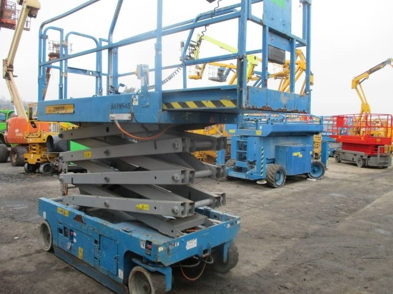 Genie GS 2646 - Ngritës gërshërë: foto 4 Genie GS 2646 - Ngritës gërshërë: foto 4