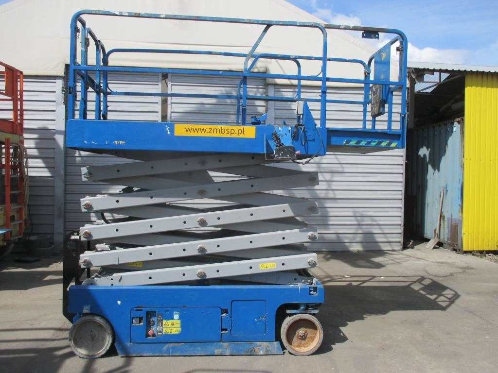 Genie GS 3246 - Ngritës gërshërë: foto 1 Genie GS 3246 - Ngritës gërshërë: foto 1