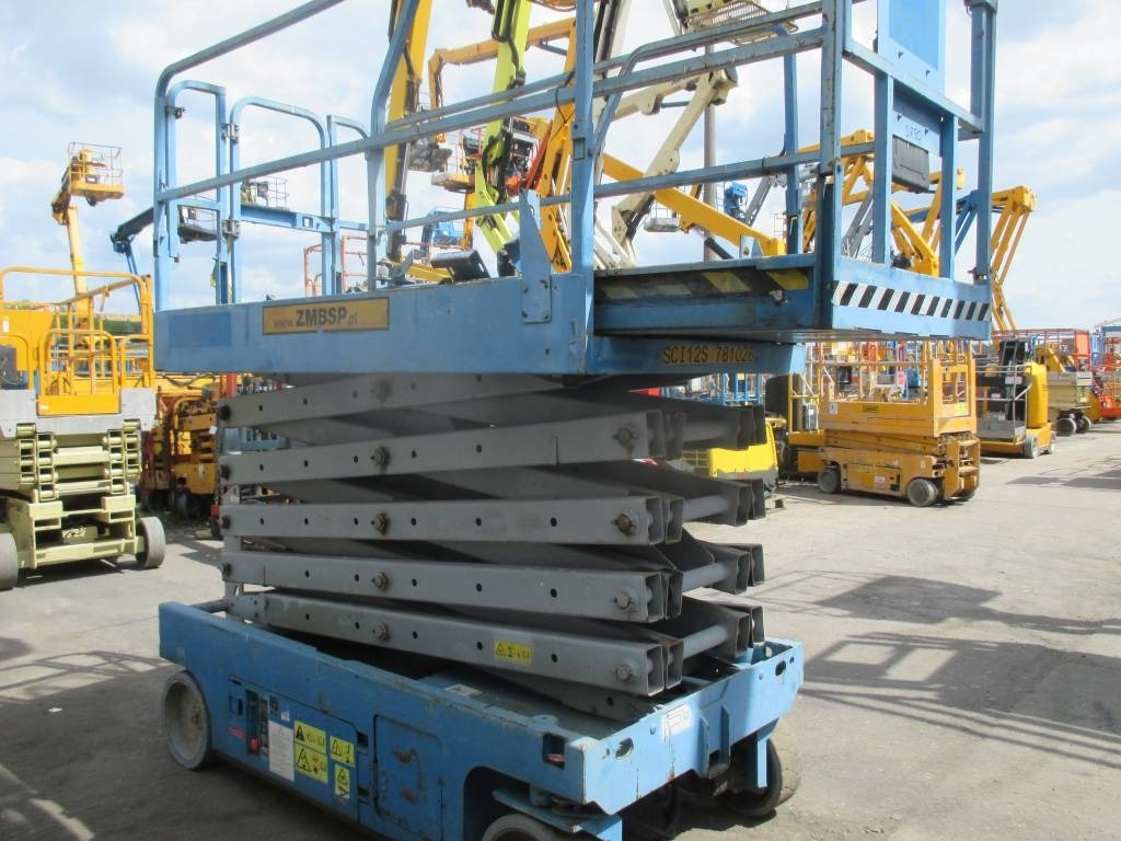 Genie GS 3246 - Ngritës gërshërë: foto 4 Genie GS 3246 - Ngritës gërshërë: foto 4