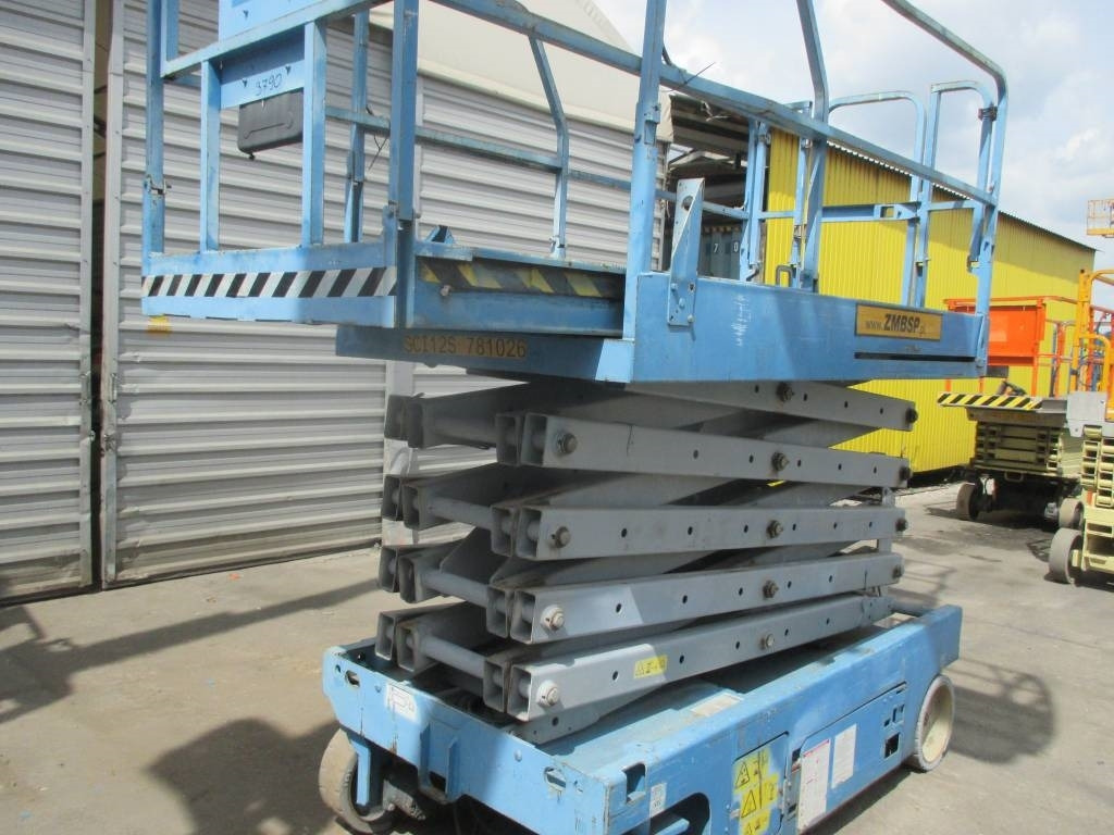 Genie GS 3246 - Ngritës gërshërë: foto 2 Genie GS 3246 - Ngritës gërshërë: foto 2