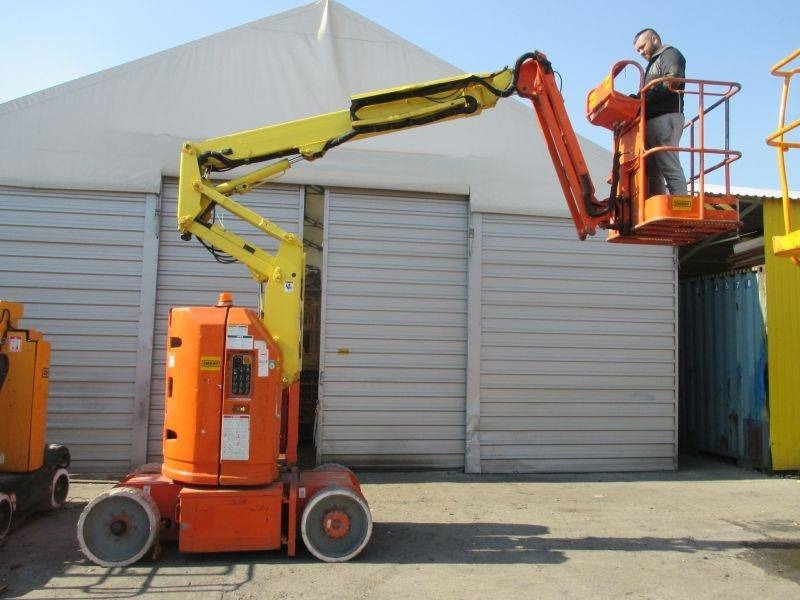 Genie Z 30/20 N - Krah me çernjerë: foto 1 Genie Z 30/20 N - Krah me çernjerë: foto 1