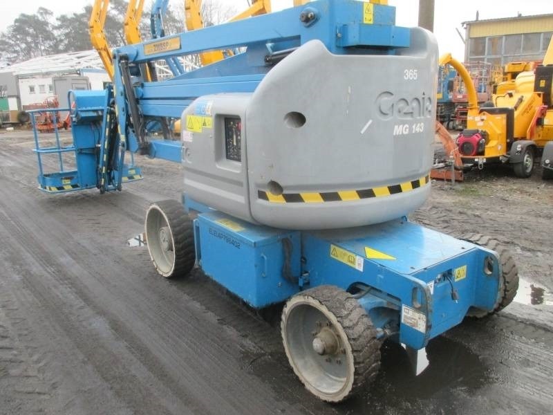 Genie Z 40/23 N - Krah me çernjerë: foto 4 Genie Z 40/23 N - Krah me çernjerë: foto 4