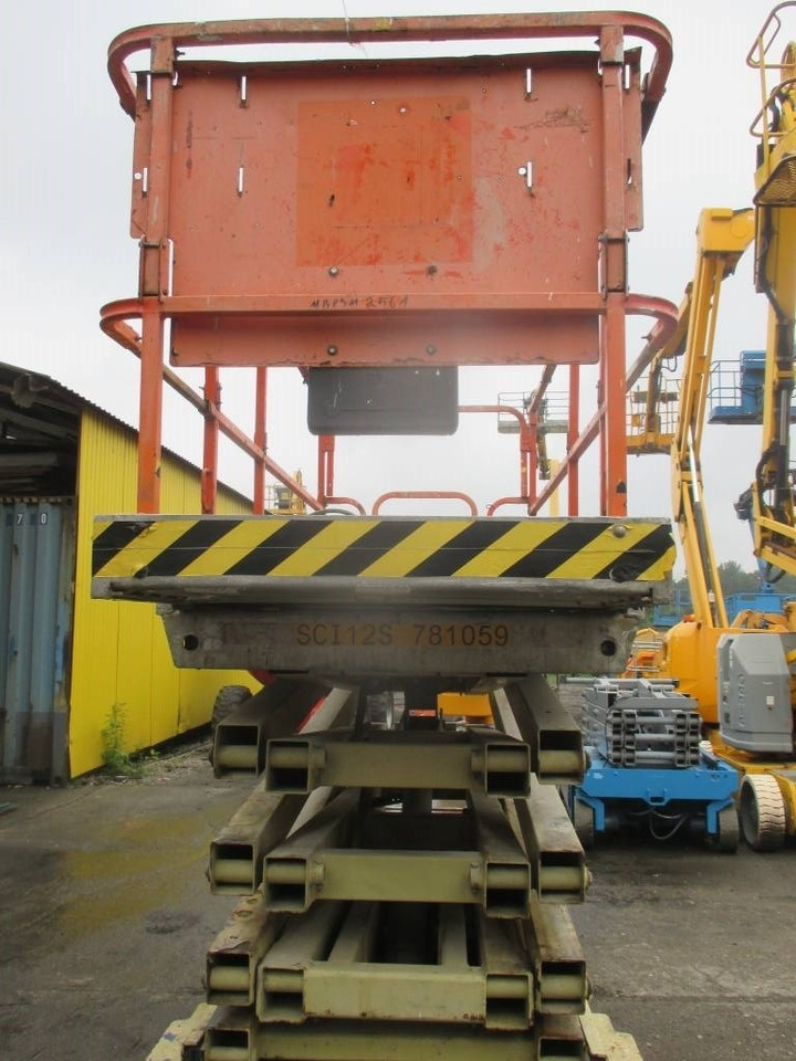 JLG 3246 ES - Ngritës gërshërë: foto 3 JLG 3246 ES - Ngritës gërshërë: foto 3